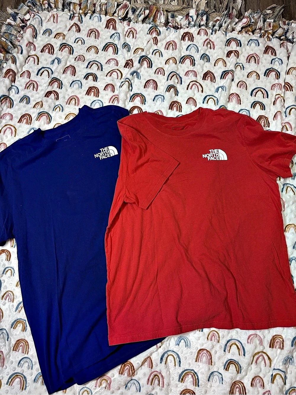The North Face Mens XL 2-Pack T-Shirts Blue Red Never Stop Exploring Logo